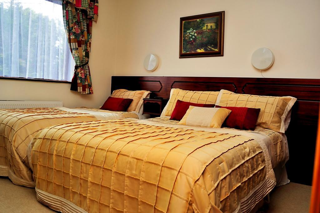 Ponderosa B&B Louisburgh Esterno foto